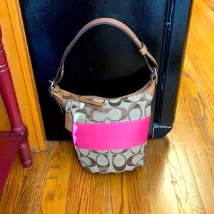 Coach Tan/Brown Signature Canvas Bucket shoulder Bag.